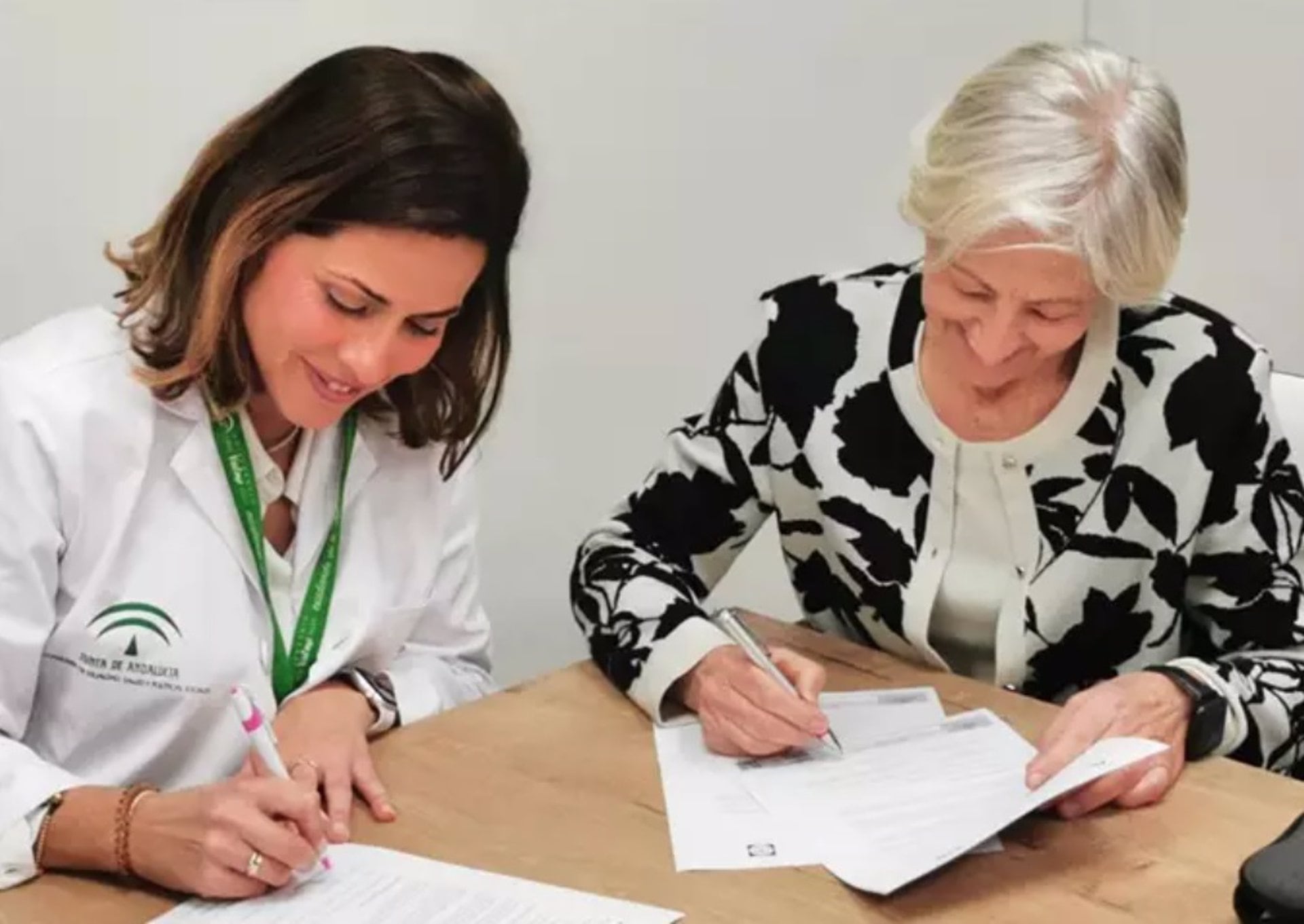 04/09/2024 La ya exgerente del Hospital de Valme, Rocío del Castillo, durante la firma de un convenio de colaboración.
POLITICA ANDALUCÍA ESPAÑA EUROPA SEVILLA
HUV
