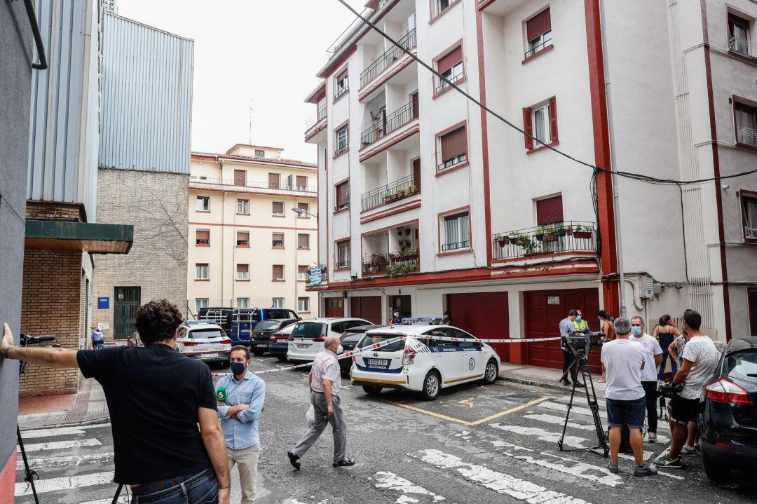 Vista del edificio confinado de Hernani.