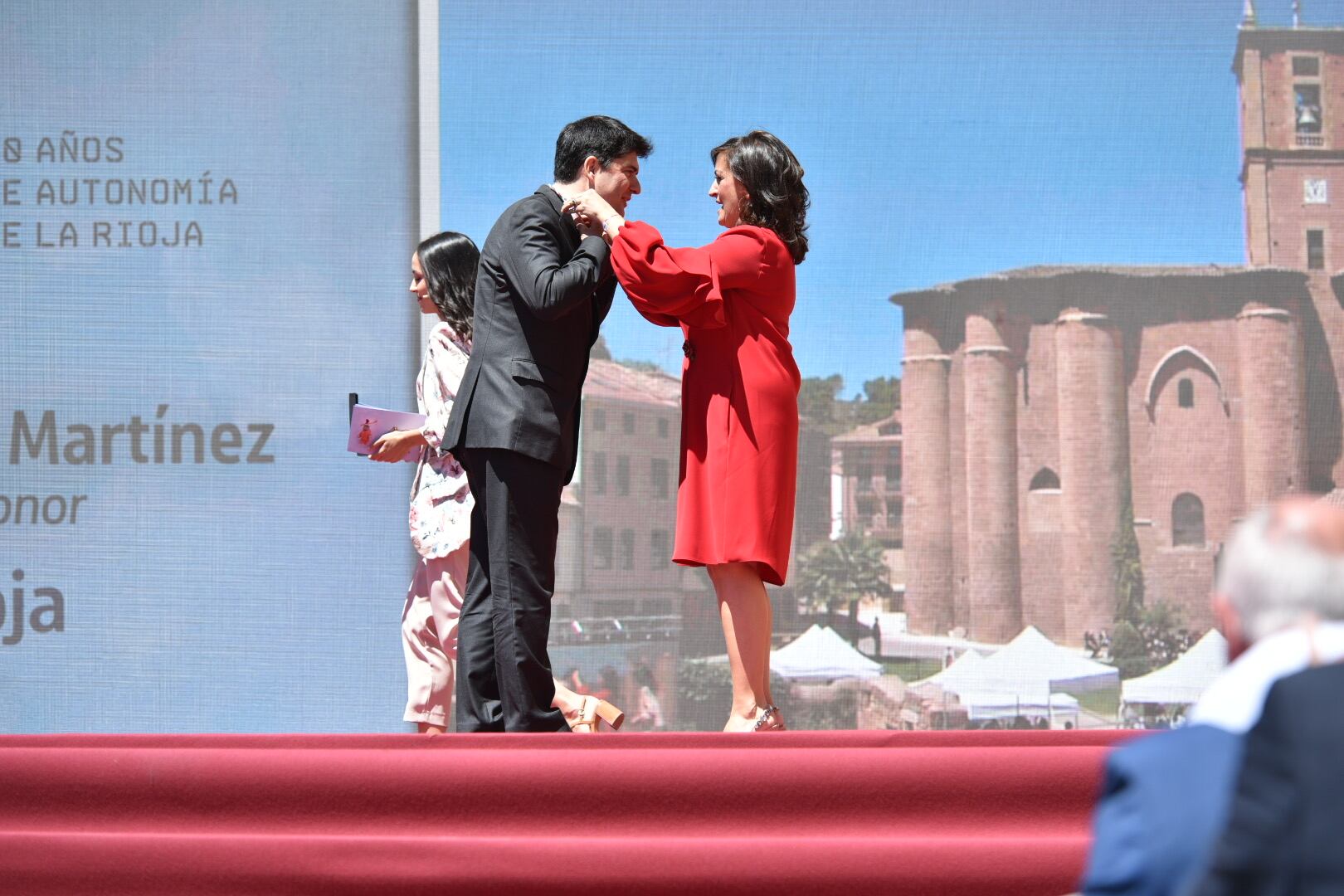 El químico Javier García ha recogido el premio como Riojano de Honor en 2022.