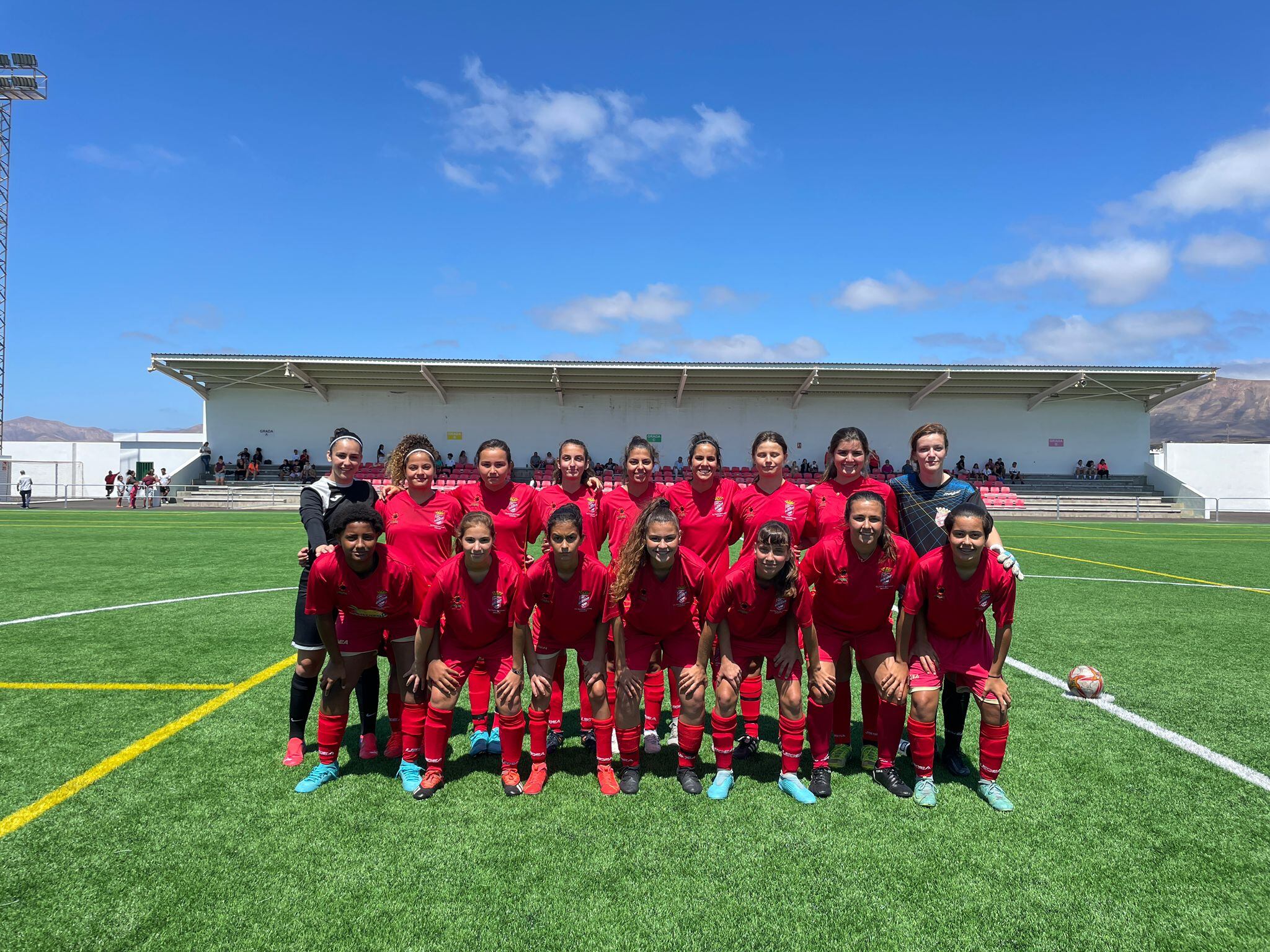 Equipo femenino del FC Puerto del Carmen.