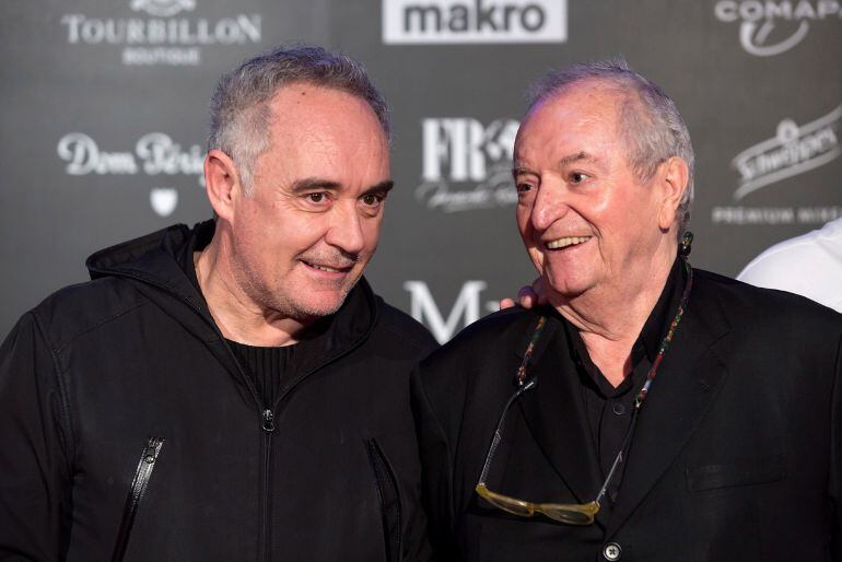 Ferran Adrià y Juan Mari Arzak, a su llegada al &#039;A 4 manos&#039; celebrado el pasado lunes en Marbella.