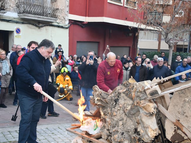 Encendido de la hoguera