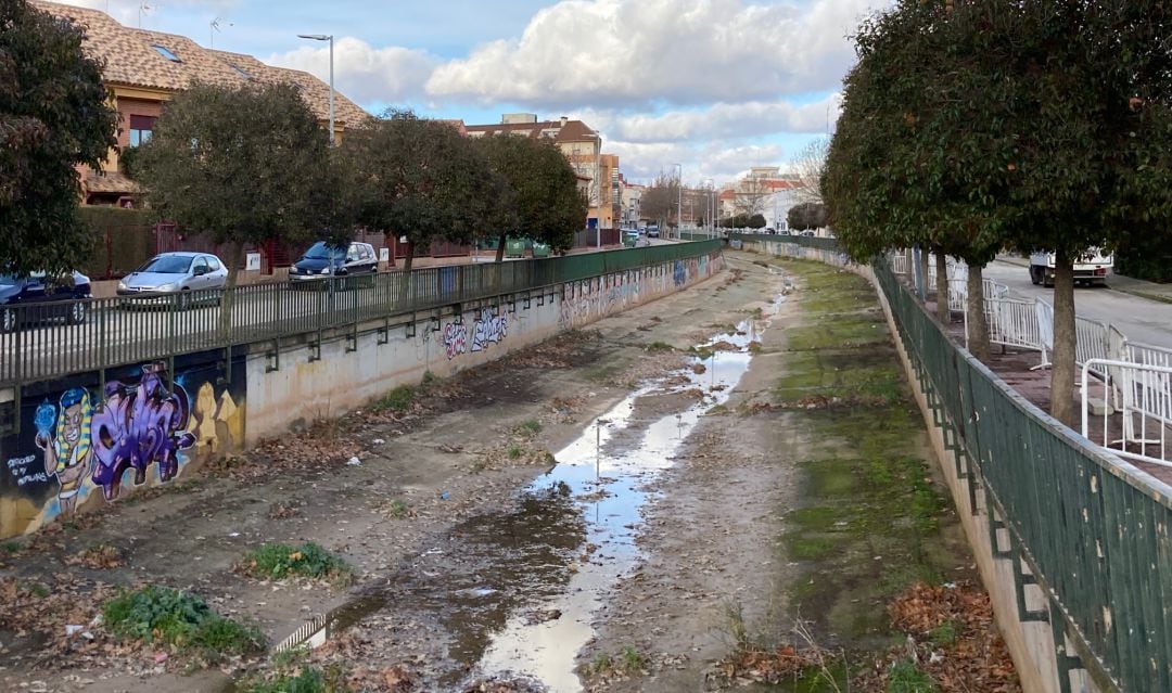 Imagen de archivo del Canal de la Veguilla de Valdepeñas (Ciudad Real) 