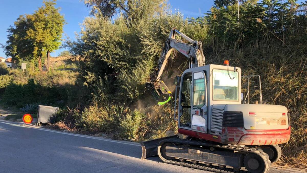 Exigen soluciones para los estudiantes de la comarca de Baza afectados por el corte de la A-4200