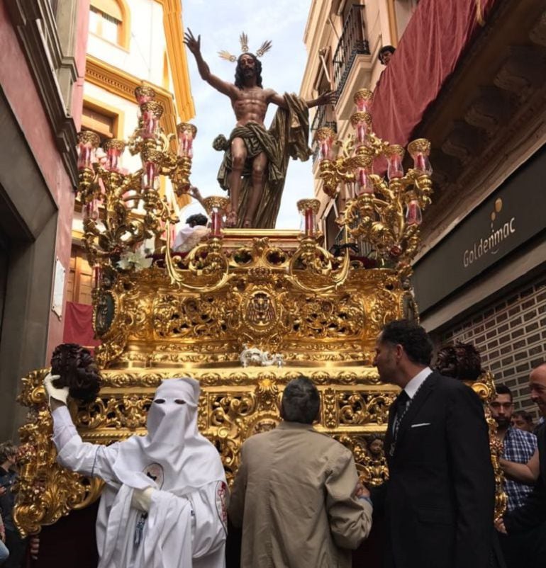 Miguel Loreto en su última "llamá" ante el paso del Señor Resucitado en la Semana Santa de 2017