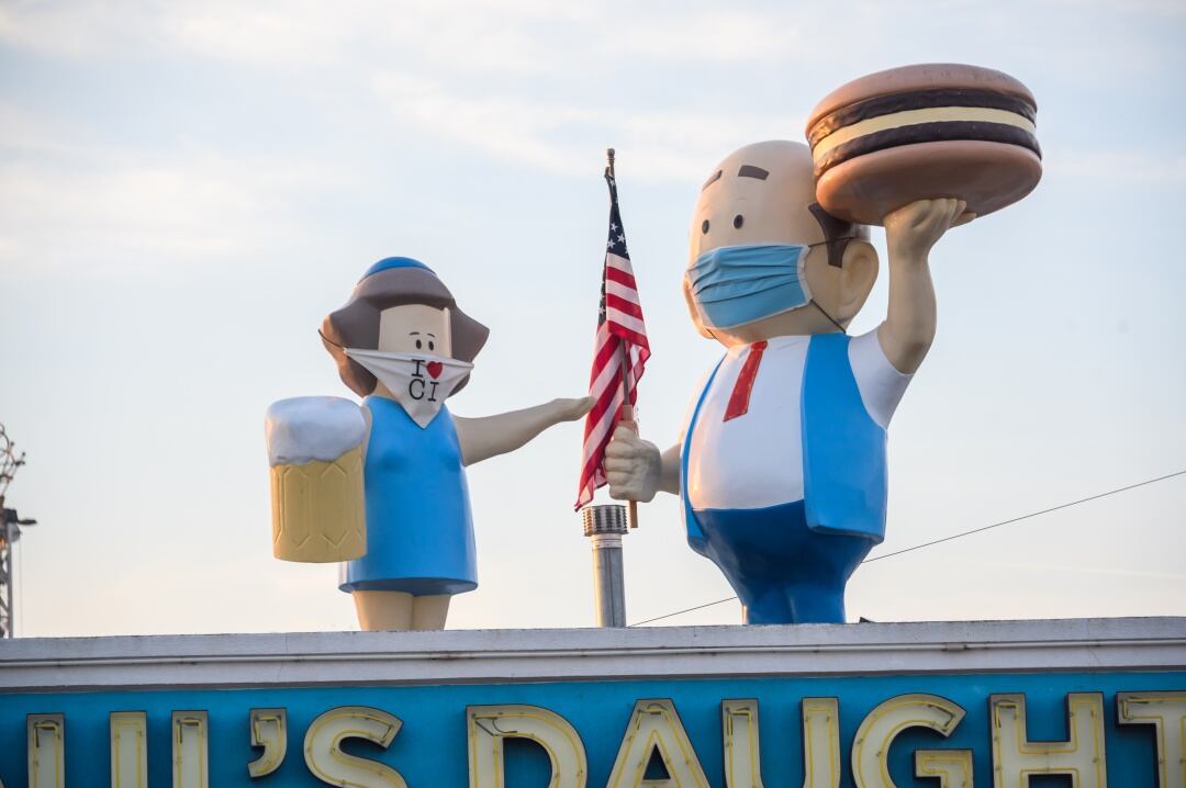 Fachada del restaurante Paul’s Daughter en Coney Island