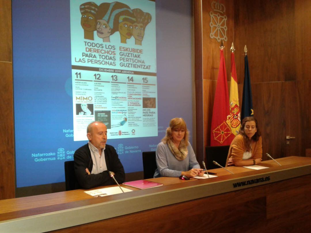 La consejera de Relaciones Ciudadanas, Ana Ollo, presenta las actividades programadas en la Semana de los Derechos Humanos