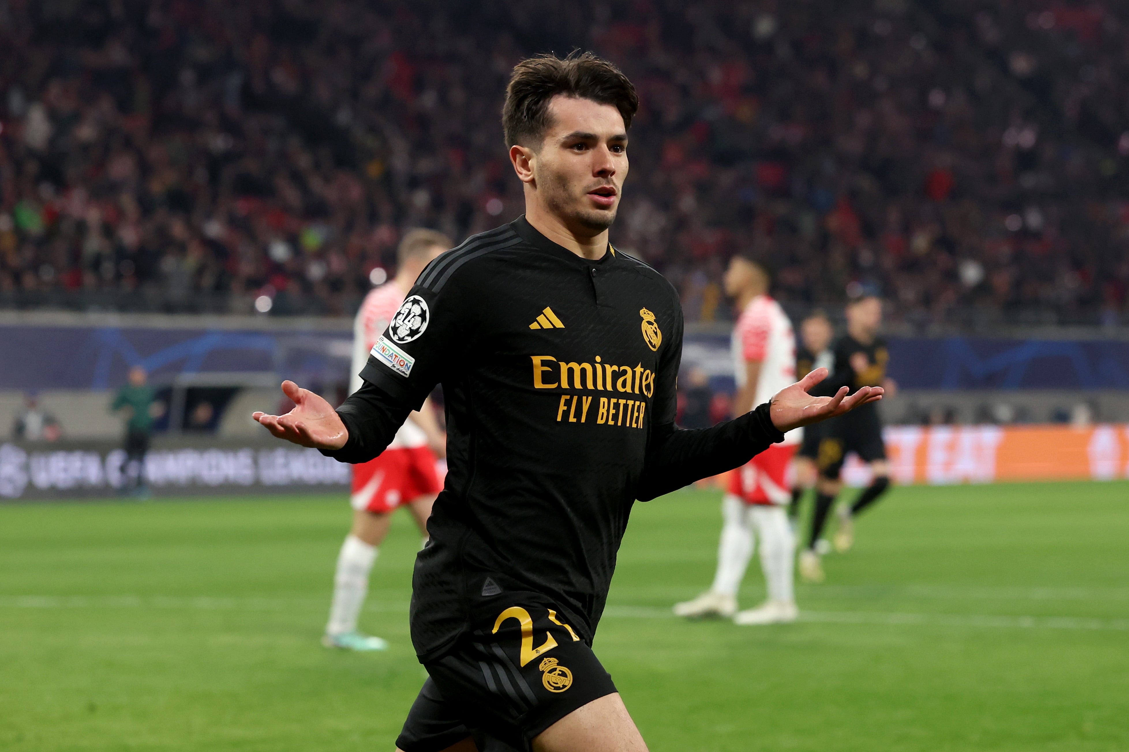 Brahim celebra su gol ante el RB Leipzig en Champions League (Alexander Hassenstein/Getty Images).