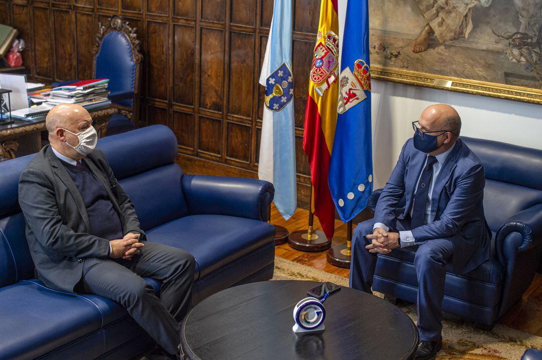 Jose Manuel Baltar con Vázquez Mao, secretario general del Eixo Atlántico