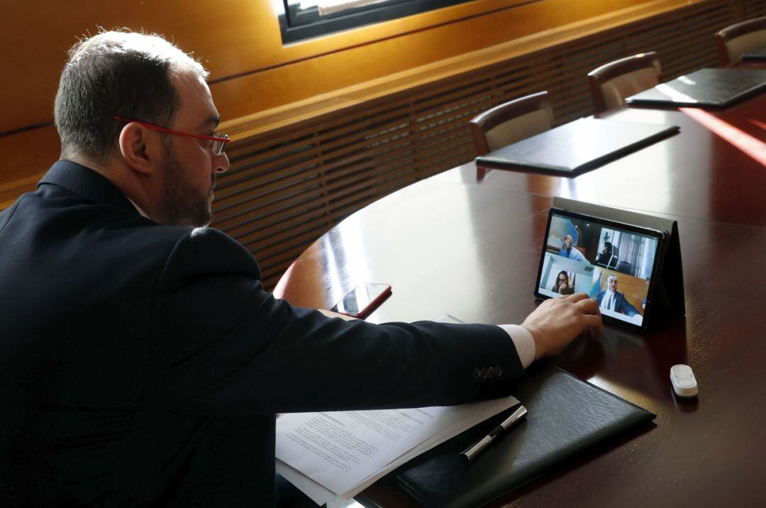 Barbón durante el Consejo de Gobierno. 