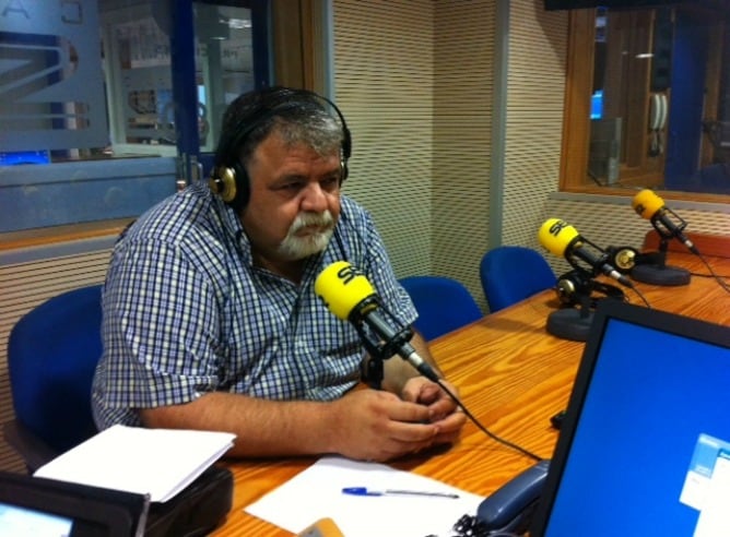 Antonio Padrón, capitán Marítimo en los estudios de Radio Club Tenerife