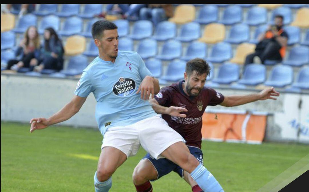 Mangana, durante un partido con el Celta B