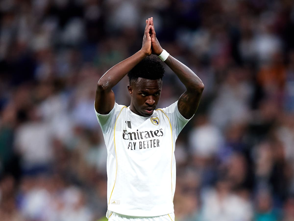 "Creo que su gesto es muy importante": cómo afectan los pitos a la renovación de Vinicius con el Real Madrid
