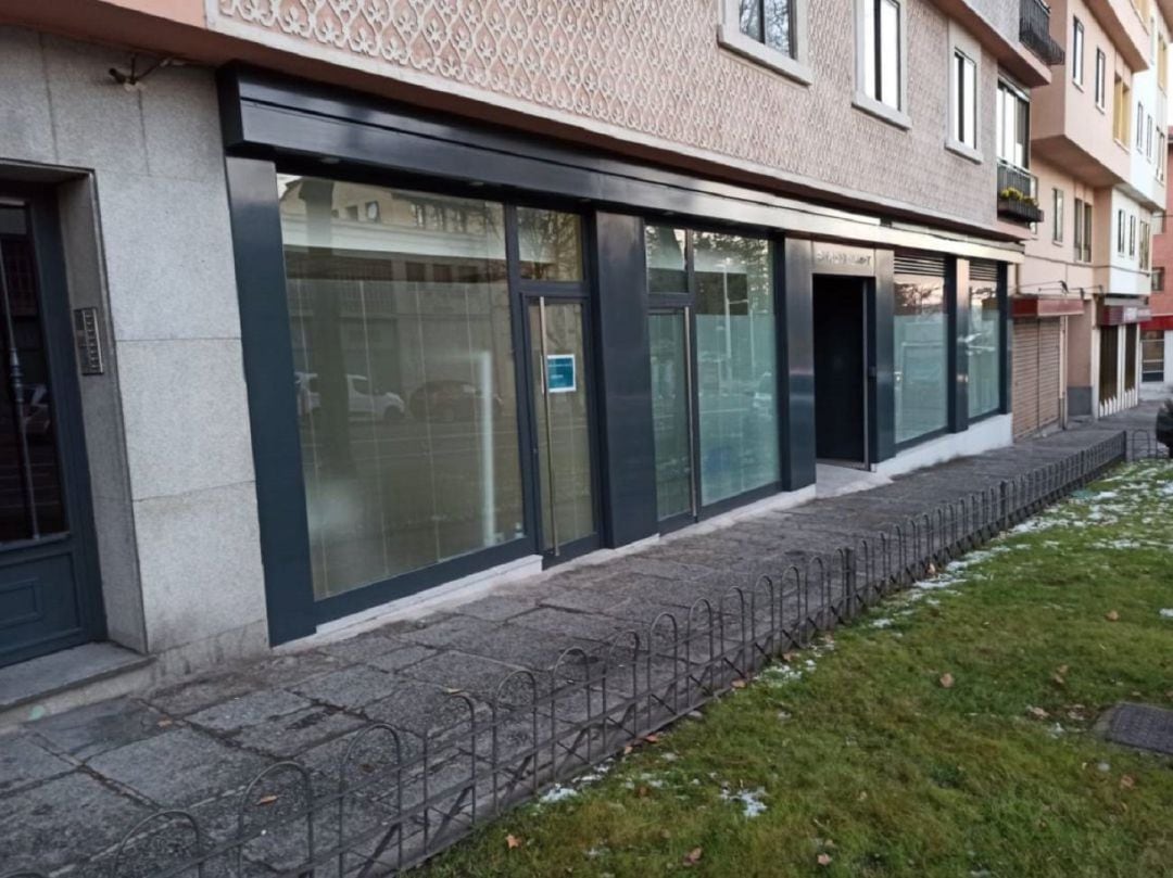 Fachada del local que será sede del hospital de día de salud mental en la Avenida Padre Claret de Segovia