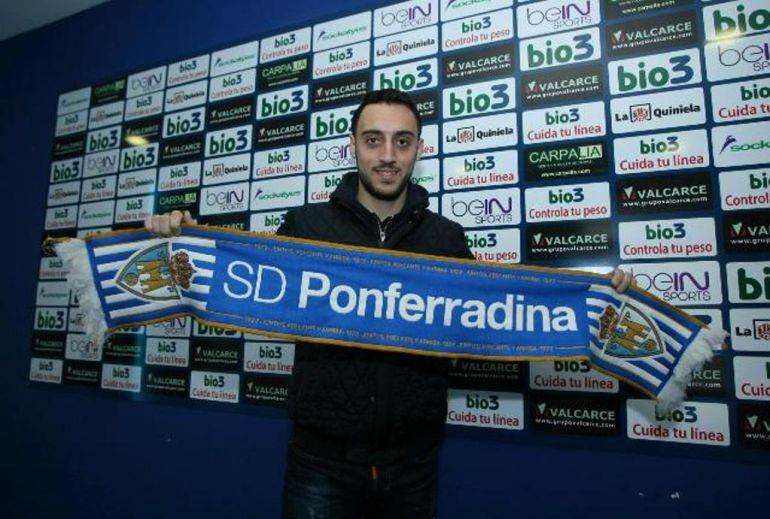 El centrocampista Sergio Aguza se convierte en el primer refuerzo en el mercado de invierno