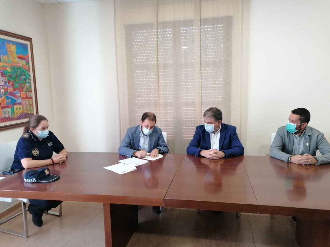 Momento de la firma del convenio