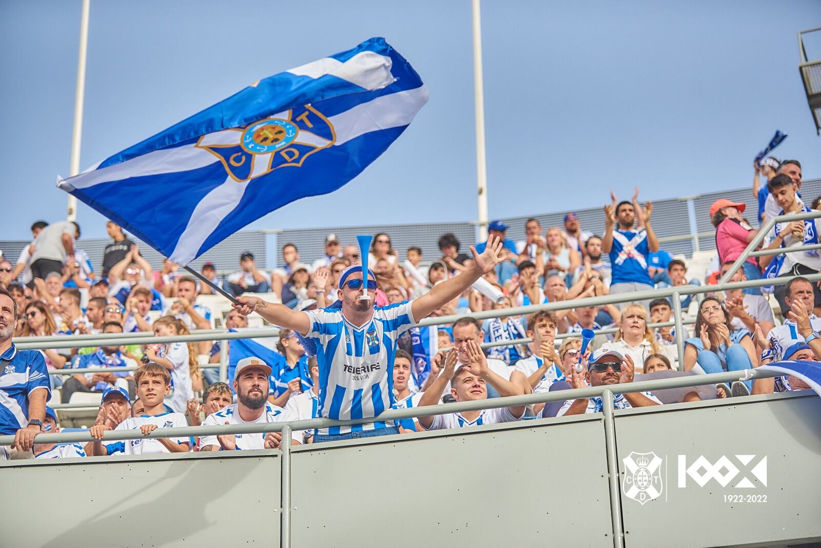 La afición blanquiazul no volvió a fallar y llenó el Heliodoro.