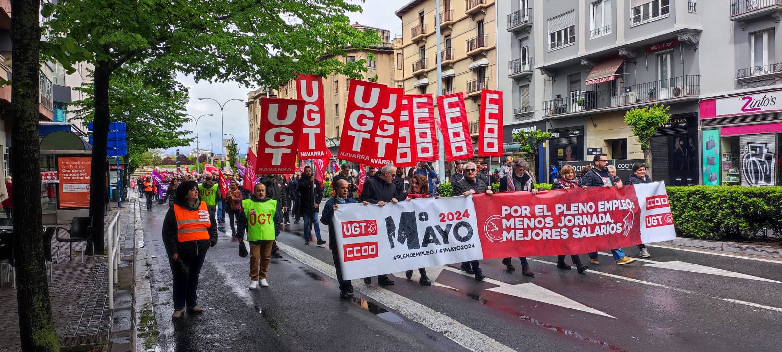 Cabeza de la manifestación de UGT y CCOO en Pamplona con motivo del 1 de Mayo.