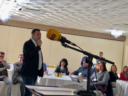 Pepe Cabello durante su ponencia &quot;Vitaminas para tu negocio&quot;