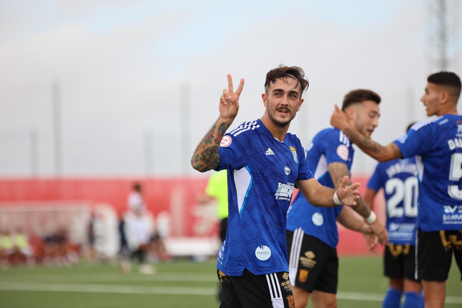 Joseliyo celebra su gol ante el Sevilla C