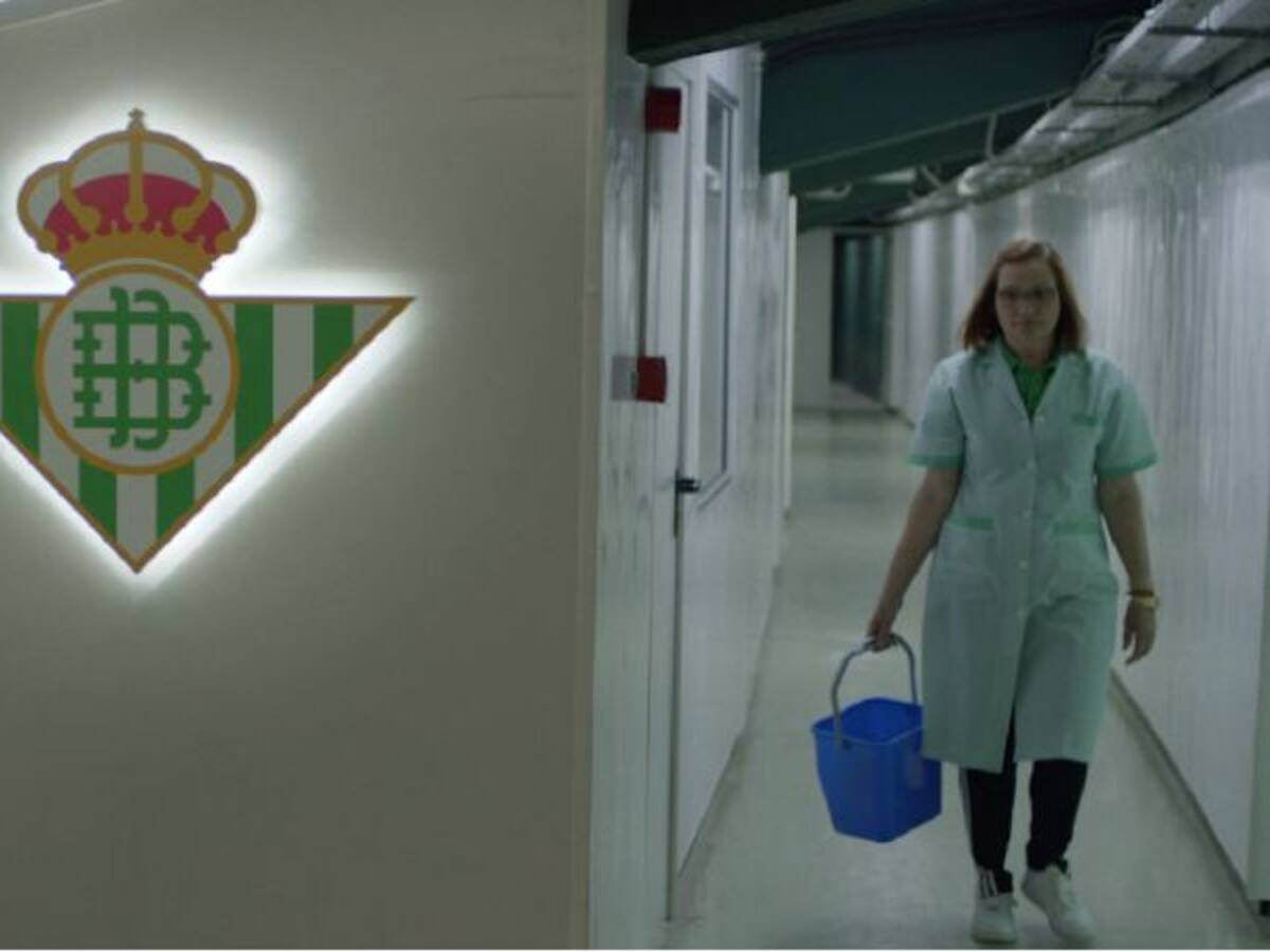 Fabián y su madre, protagonistas del spot de la campaña de abonados del Betis