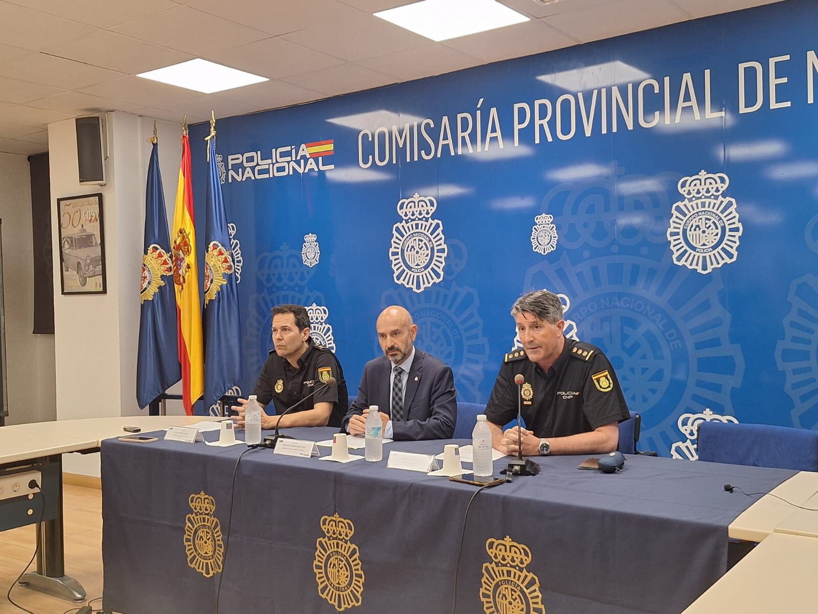Un momento de la rueda de prensa en la comisaría provincial de Málaga