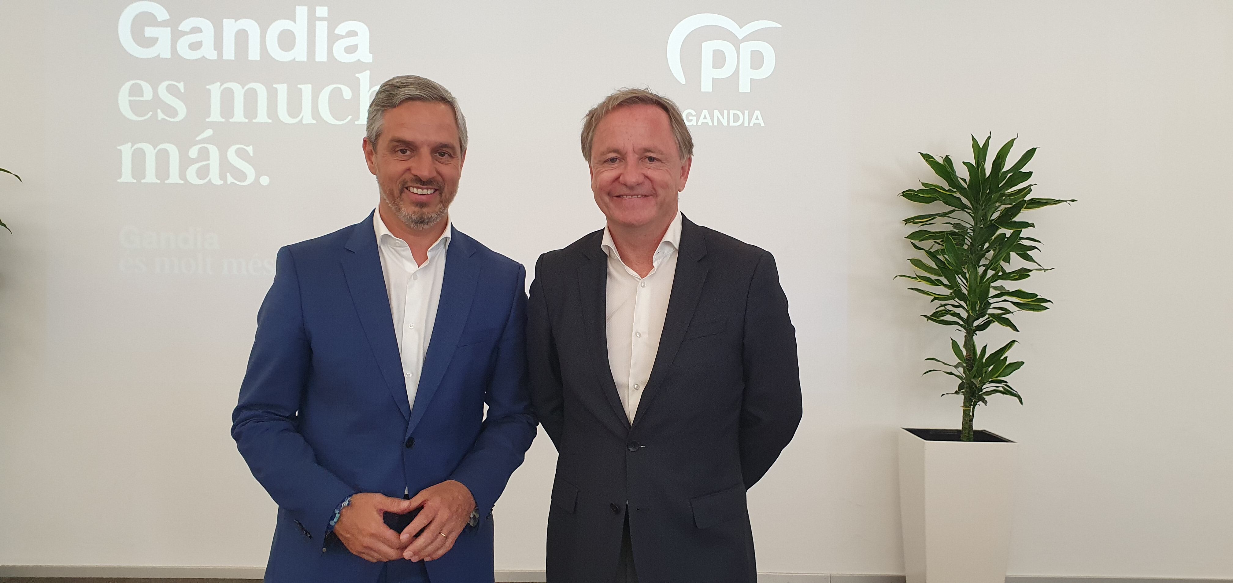 Juan Bravo y Juan Calos Moragues en Gandia.