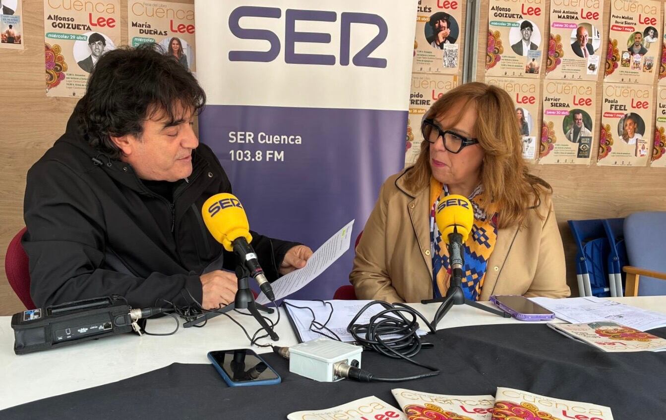 Paco Auñón, director y presentador de Hoy por Hoy Cuenca, entrevista a Carmen Olmedo, viceconsejera de Cultura de Castilla-La Mancha.