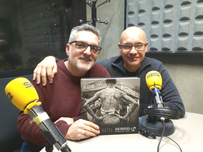 Eduardo Arrillaga, a la derecha, junto a Juanma Cano