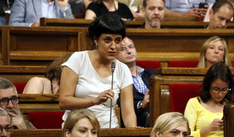 La diputada de la CUP, Anna Gabriel, en una intervención en el Parlament de Catalunya