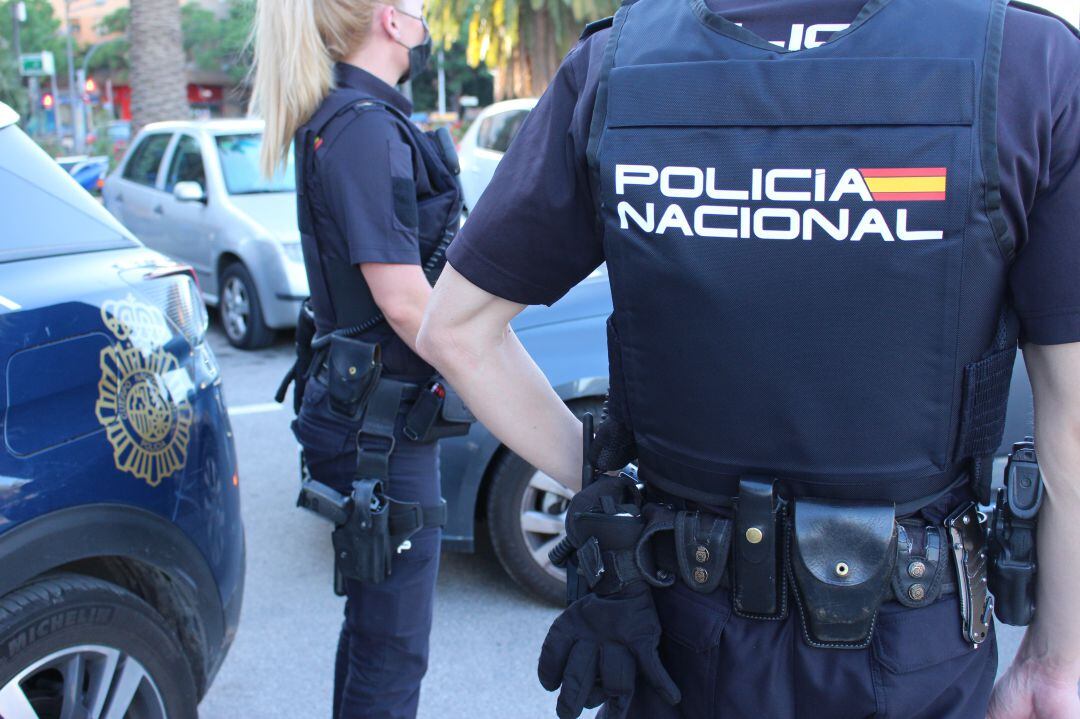 Agentes de policía