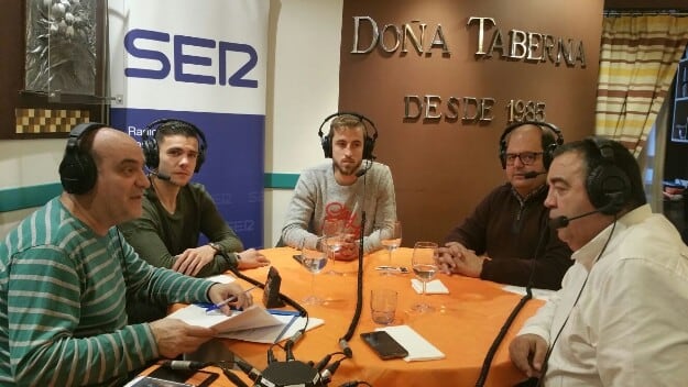 Jorge Pulido y Alex Gallar en un Encuentros Deportivos de Radio Huesca de la temporada 2017/2018