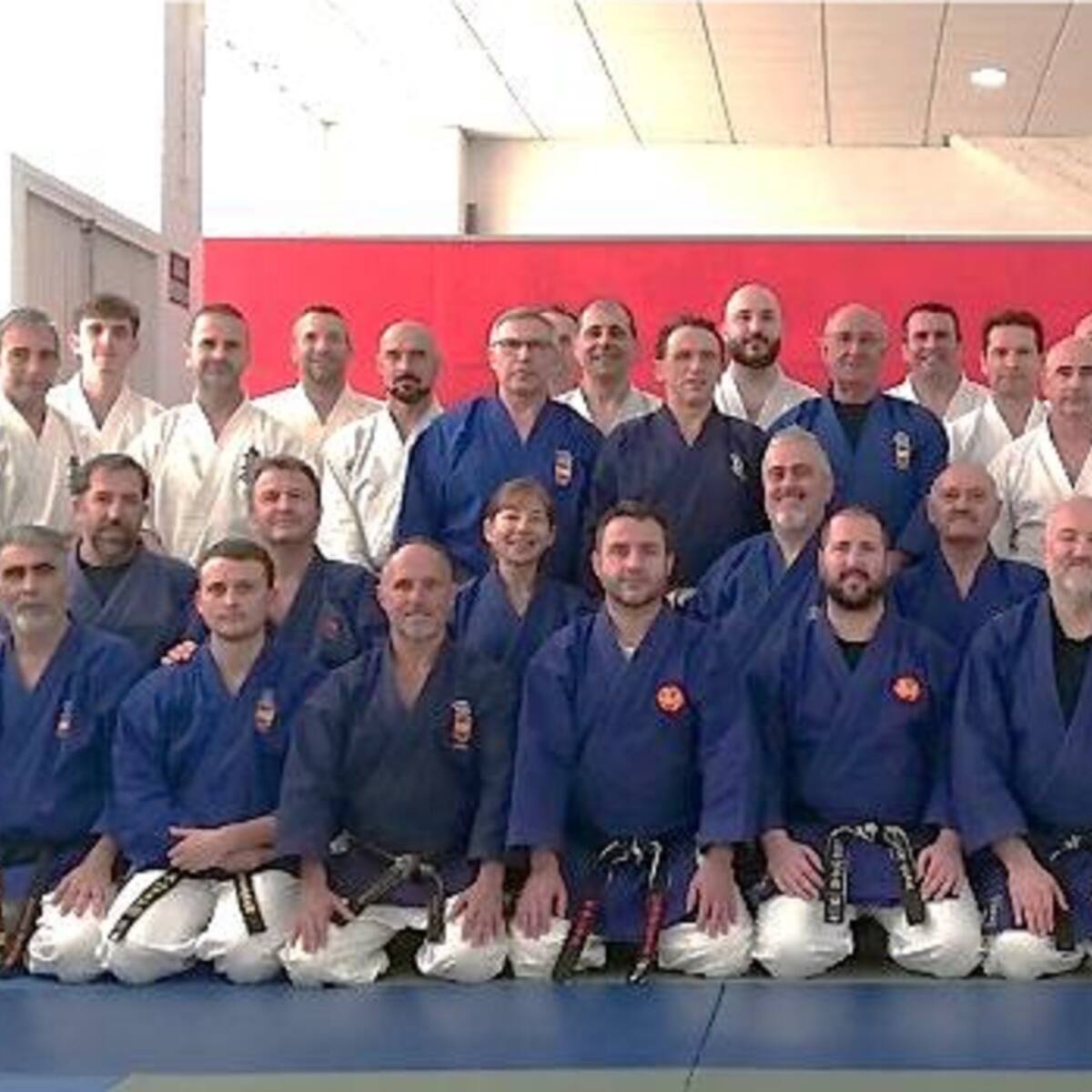 La Federación Española de Karate y Disciplinas Asociadas eligió Elda para un curso de auto defensa