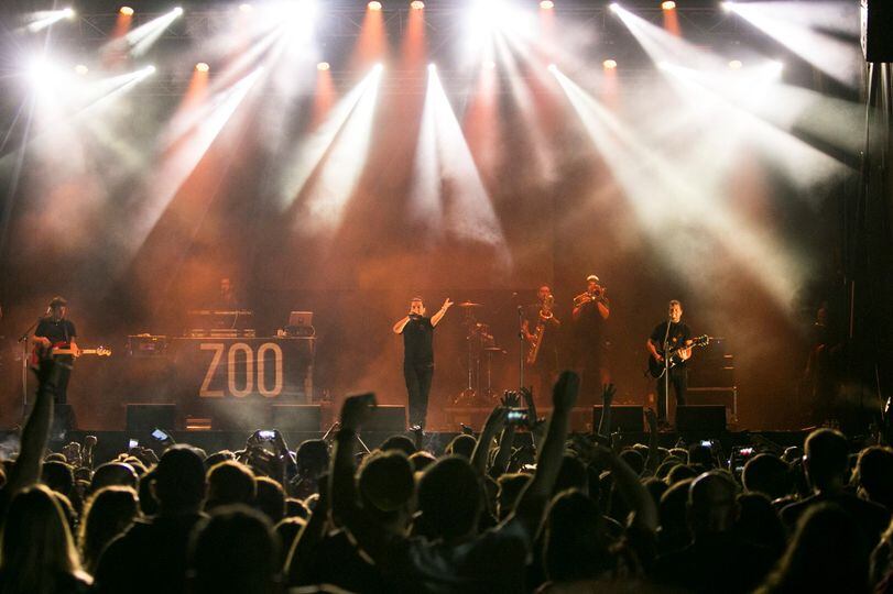 El grupo Zoo durante una actuación en Gandia.