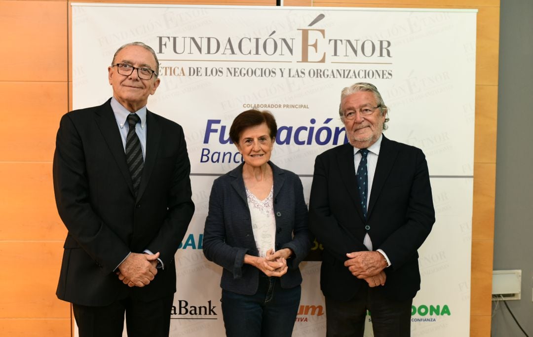 Enrique Belenguer, Adela Cortina y Rafael Alcón.