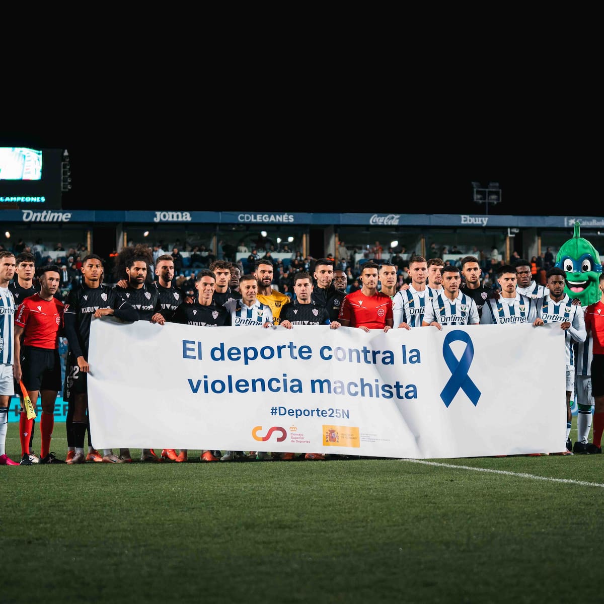 El Almería quiere puntos y Al-Khereiji ascenso directo ya