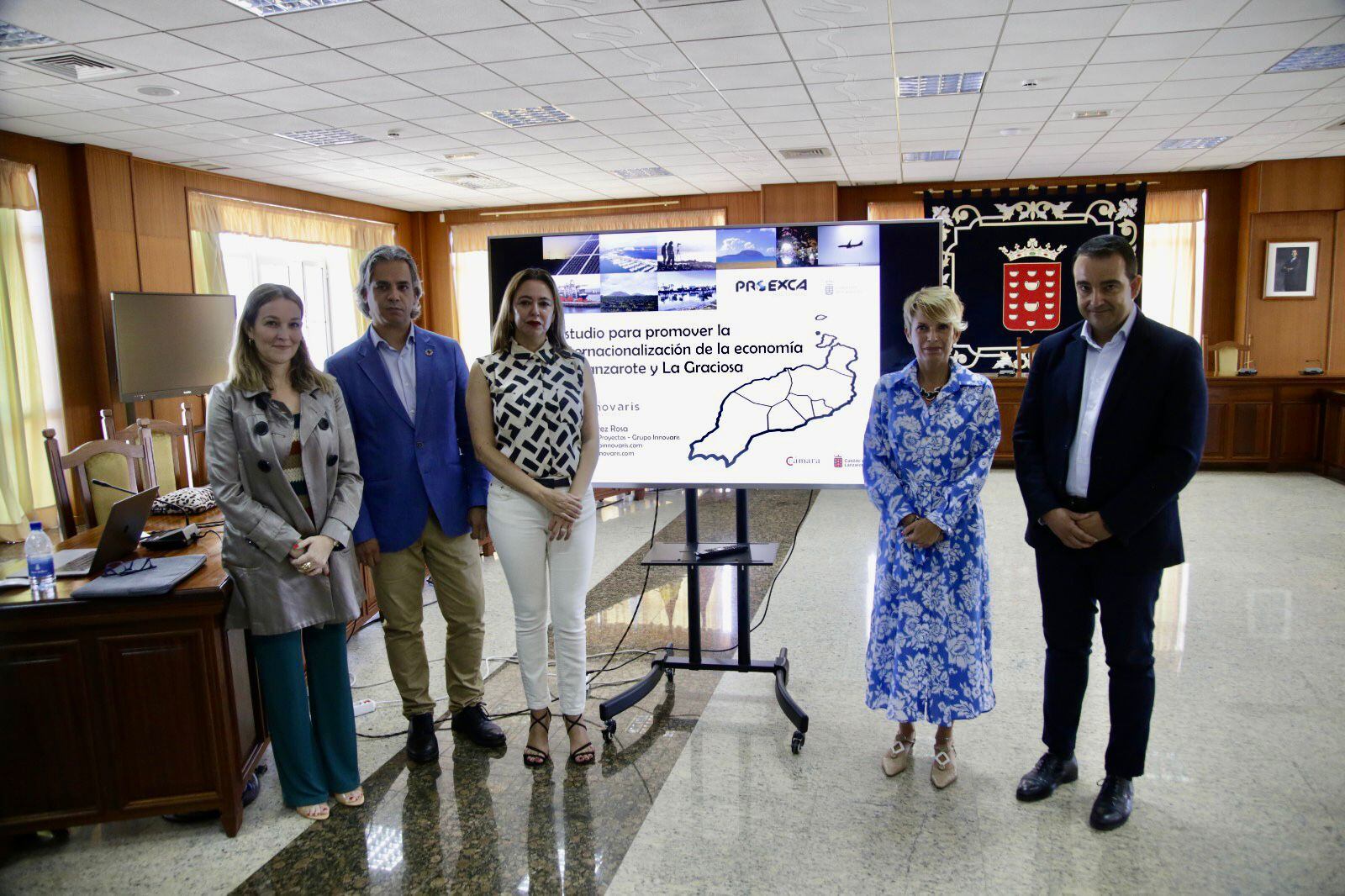 Representantes de Proexca, Innoveris, Cabildo de Lanzarote, Gobierno de Canarias y Cámara de Comercio de Lanzarote y La Graciosa.