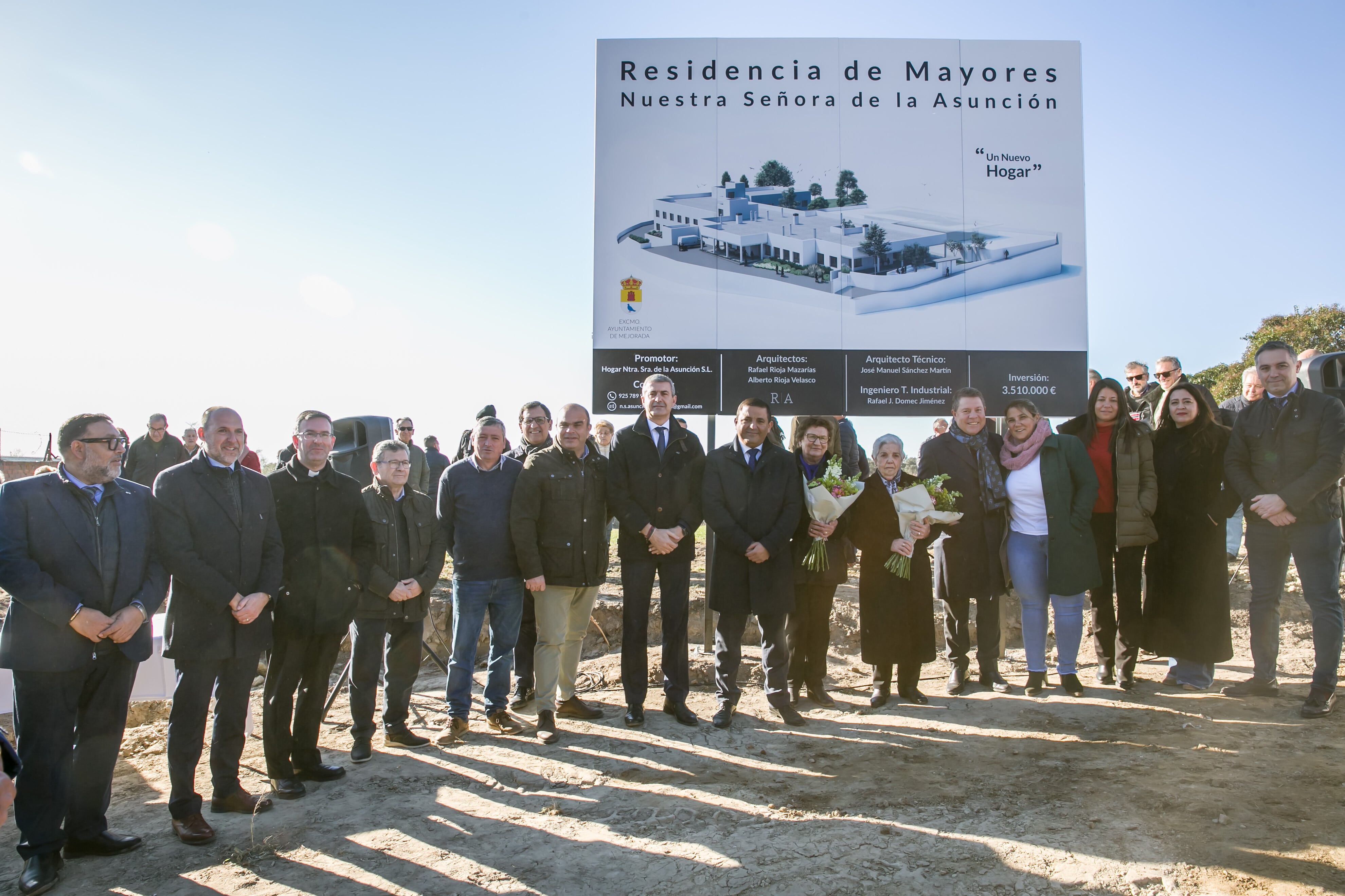 Colocación de la primera piedra de la futura residencia de la tercera edad