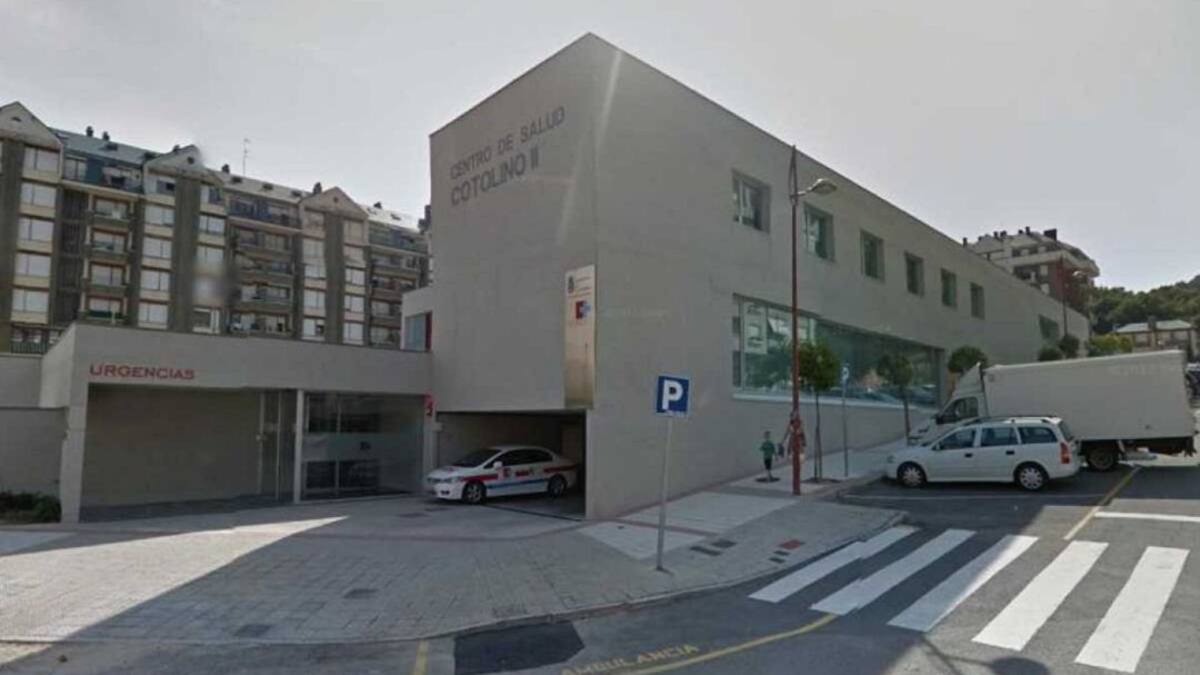 María Isabel Vega y Juan Carlos López, pediatra y médico del Centro de Salud