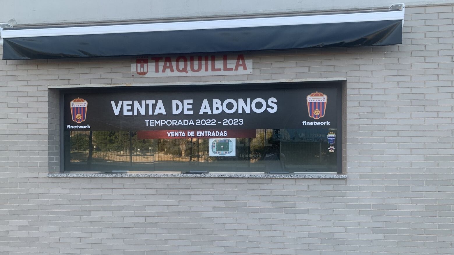 Los aficionados del Eldense deben comprar sus entradas para el partido de Castellón, en el Nuevo Pepico Amat