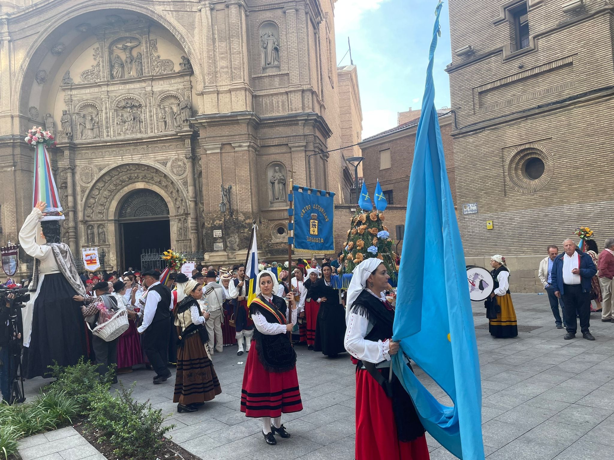 Ofrenda de Frutos en Zaragoza