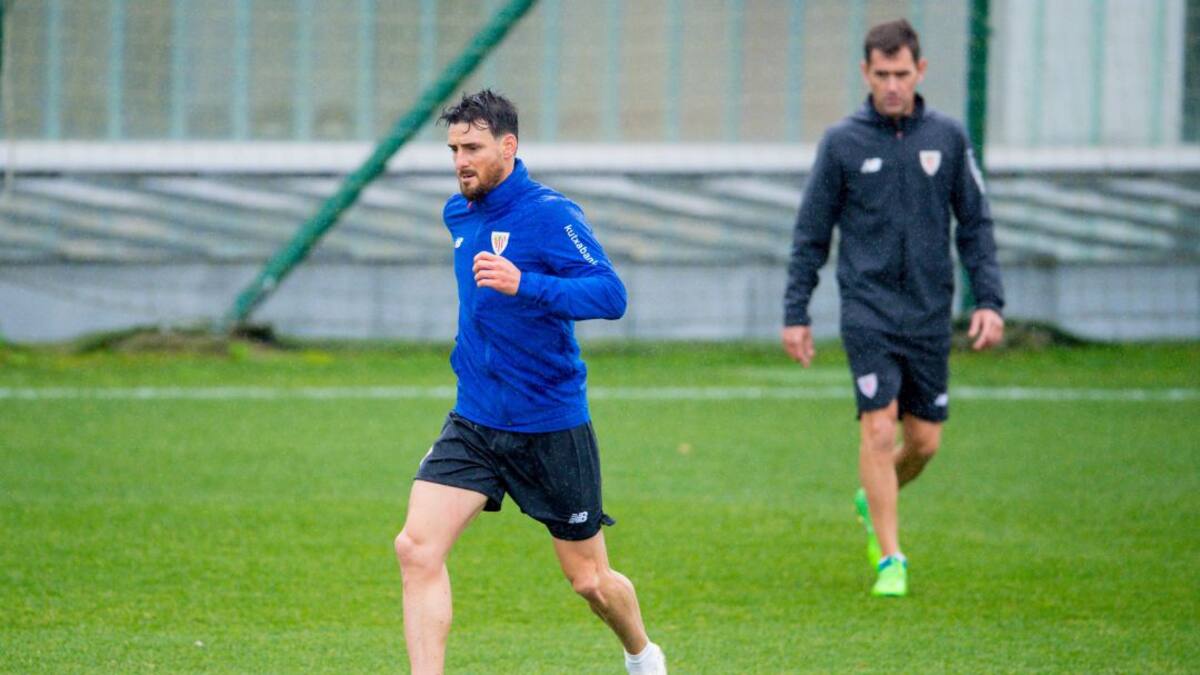 Aduriz, paso al frente