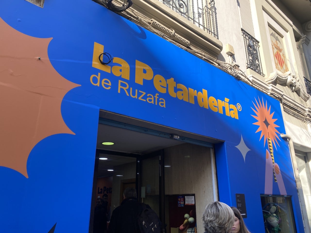 Tienda de petardos La Petardería en el barrio de Russafa de València.