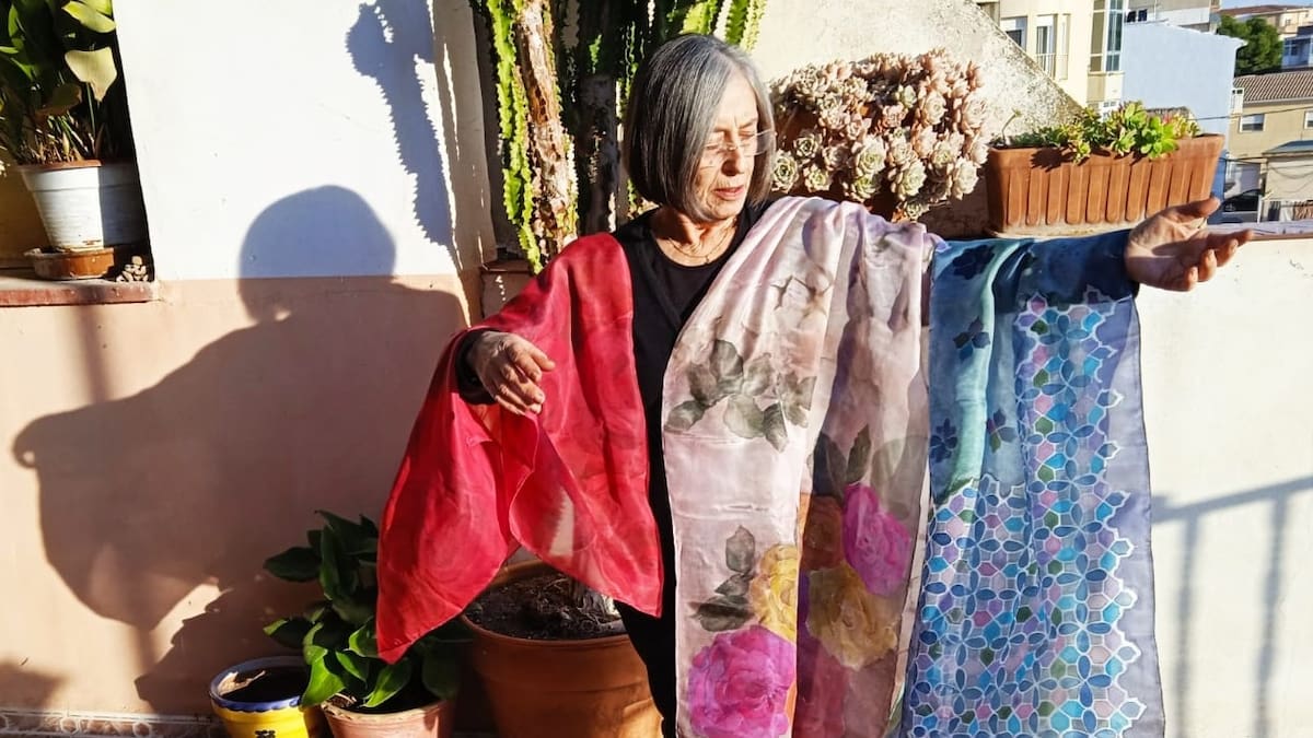 Emilio Martínez conversa con Reméi Limorti en el espacio «Entretelas».