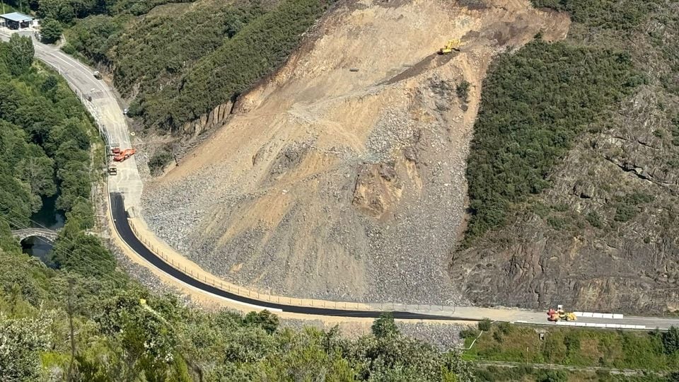 Foto aérea de la zona afectada en Páramo del Sil