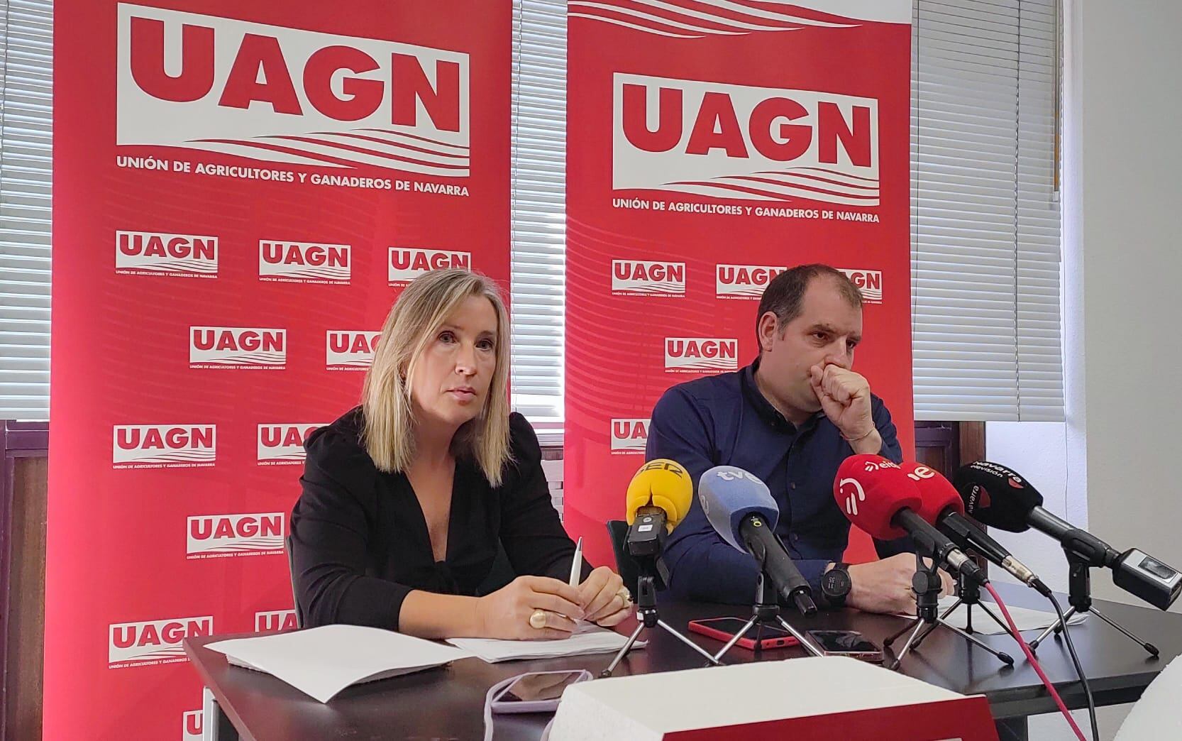 Beni Irurita, vocal de la Ejecutiva de UAGN, y Gonzalo Palacios, vicepresidente de la Ejecutiva de dicha organización.