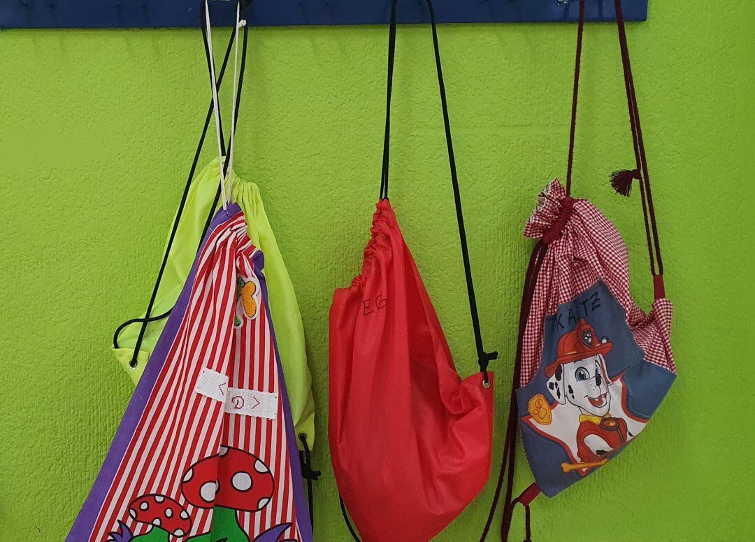 Según los datos del Departamento de Educación del Gobierno Vasco actualizados hasta las 12.00 horas de este miércoles, 24 de febrero, no hay ningún centro con la actividad educativa presencial suspendida.