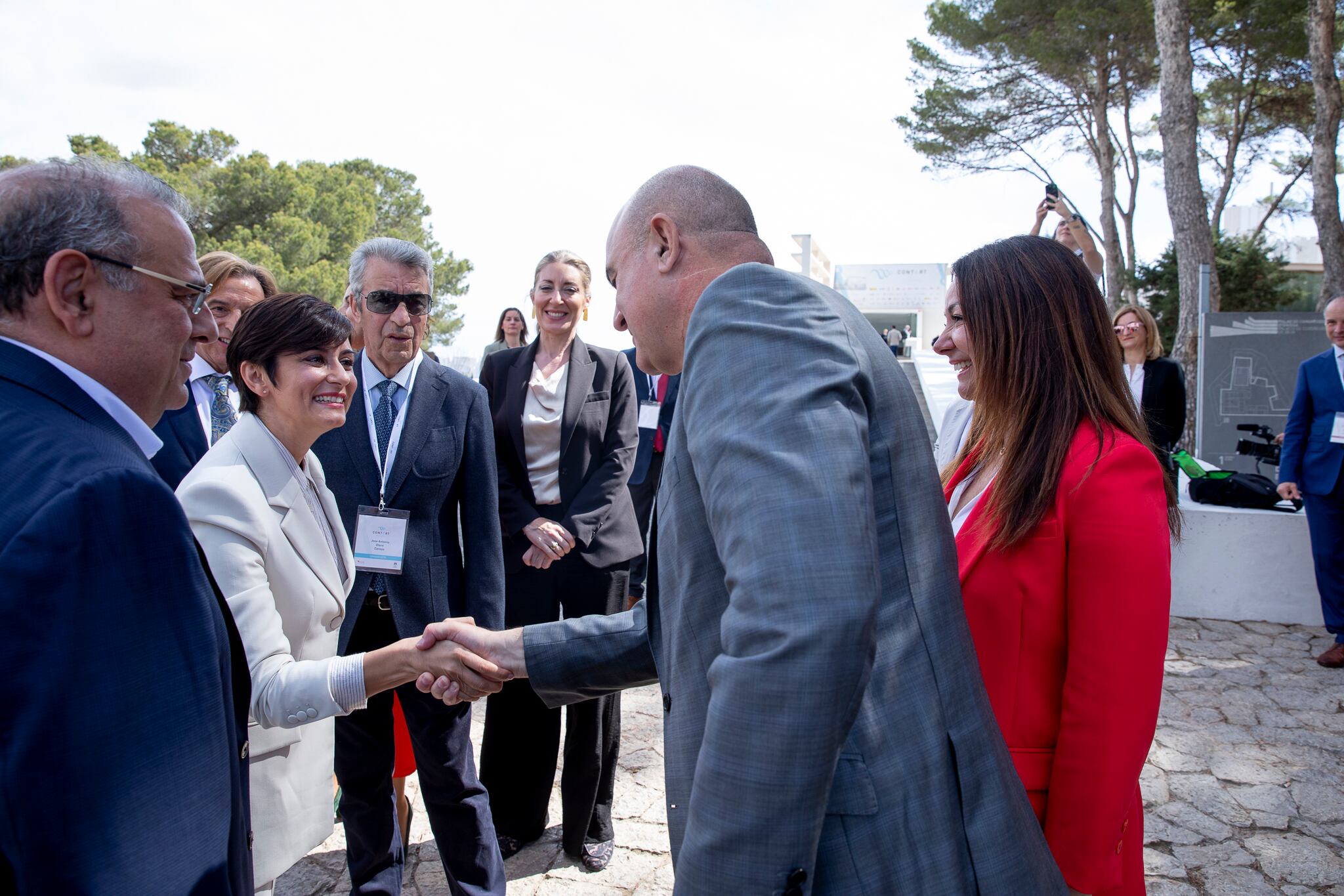 Un momento durante la visita de la ministra