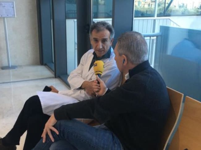 El Dr. Mínguez en su último día en el Hospital La Fe