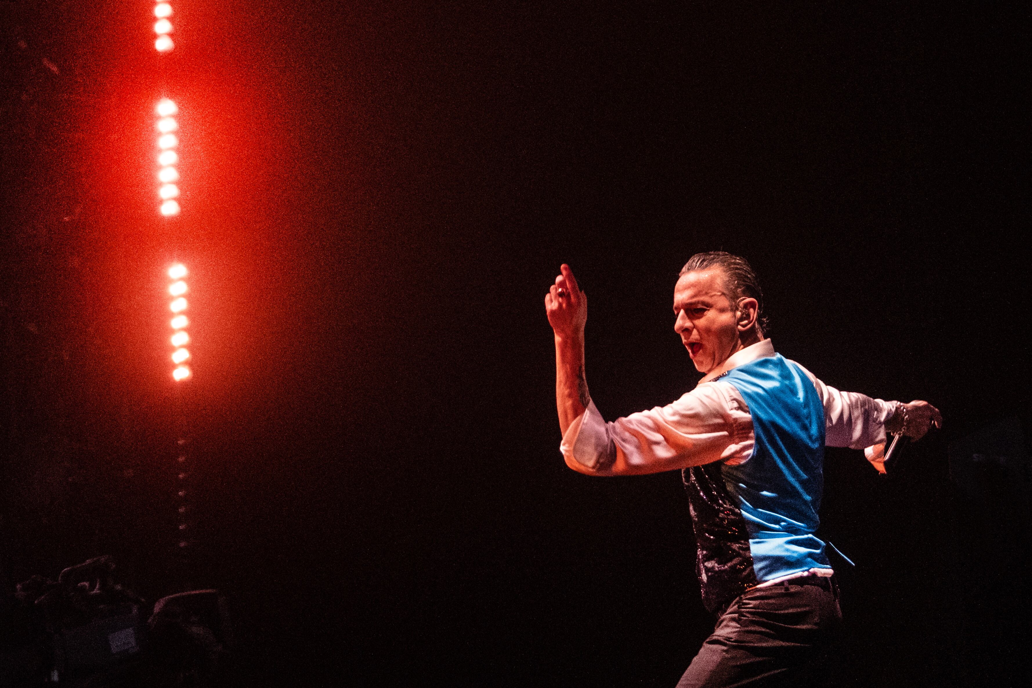 Odense (Denmark), 27/06/2023.- Depeche Mode&#039;s lead singer Dave Gahan performs during the British band&#039;s Memento Mori tour in Parken Stadium, Copenhagen, Denmark, 27 June 2023 (issued 28 June 2023). (Abierto, Dinamarca, Copenhague) EFE/EPA/Helle Arensbak DENMARK OUT
